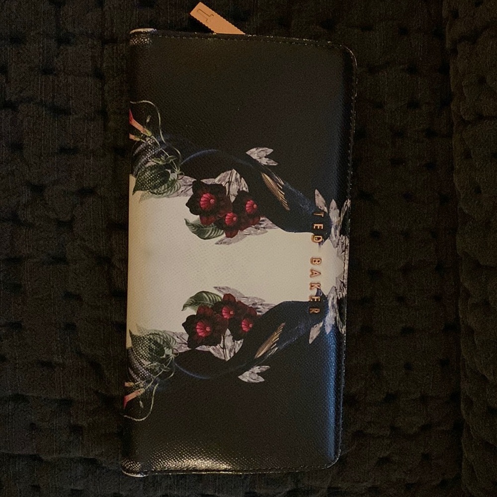Black Ted Baker Wallet w flowers.